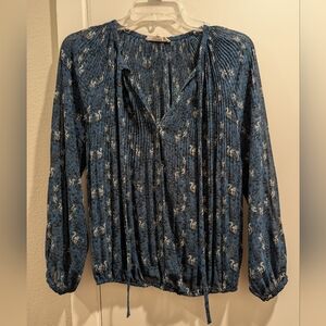 BB Dakota Squirrel Shirt / Blouse - Sz XS